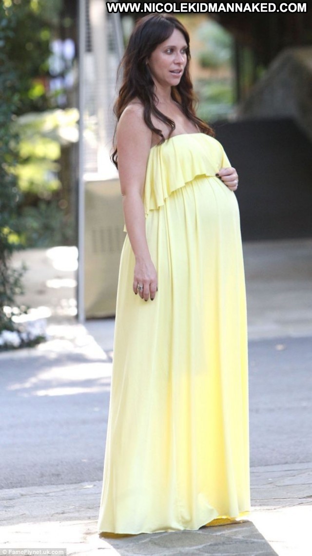 Jennifer Love Hewitt Posing Hot Celebrity Hotel Babe